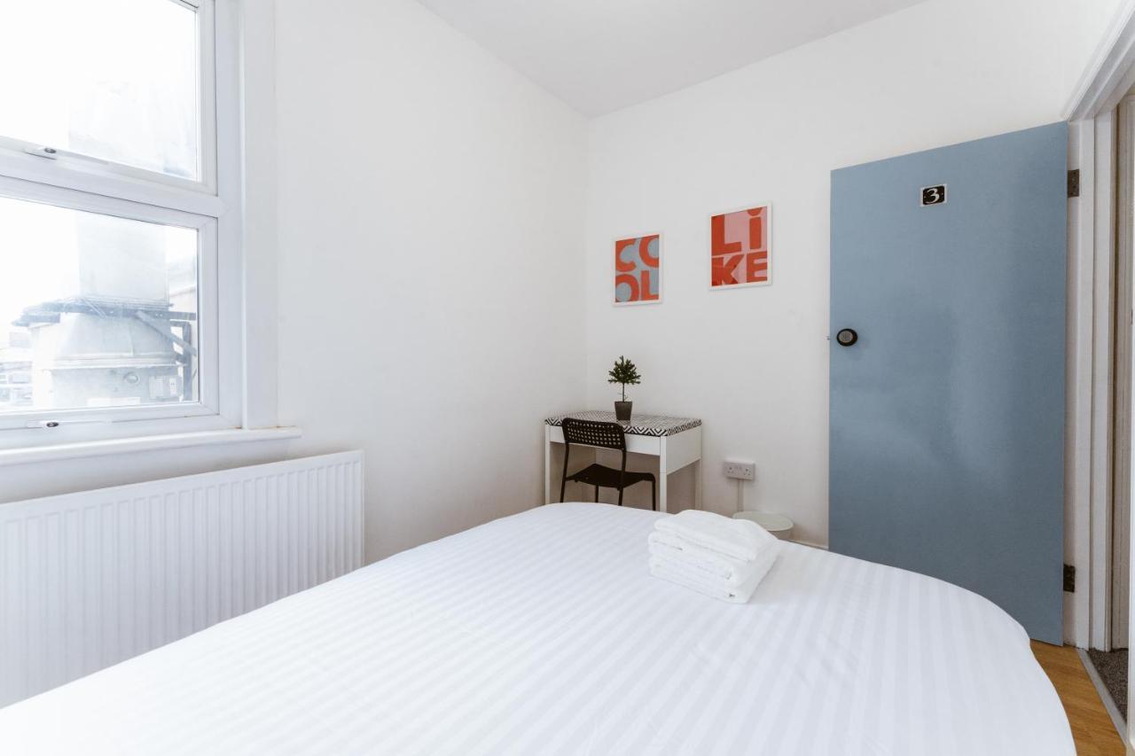 Mile End Double Rooms 86A Лондон Экстерьер фото